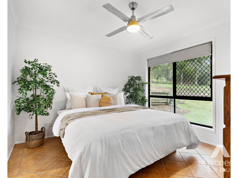 13 Cadagi Close, Cedar Vale QLD 4285