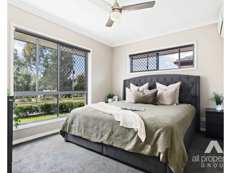 18 Stoneleigh Reserve Boulevard, Logan Reserve QLD 4133