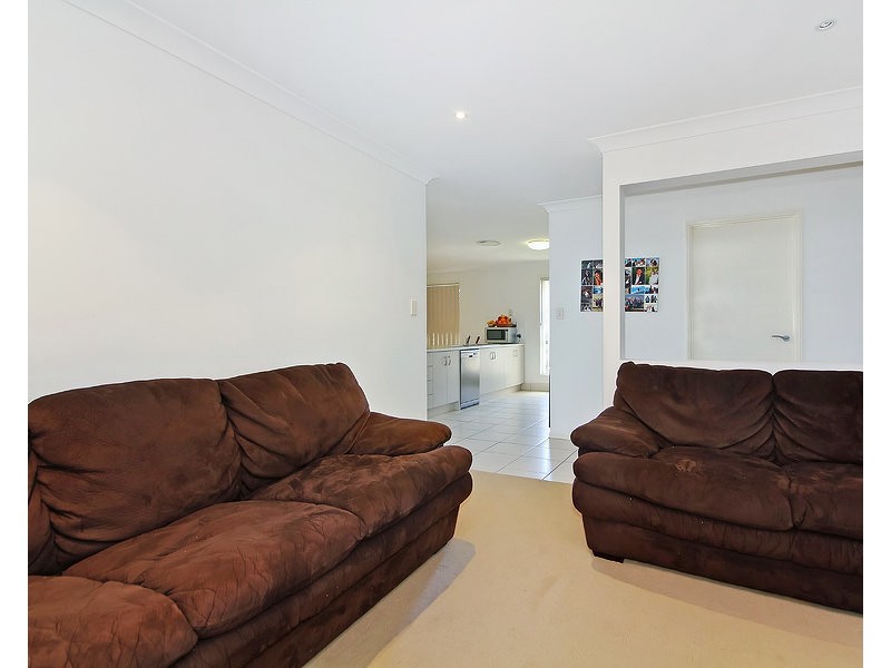 17 Juniper Street, Heathwood QLD 4110