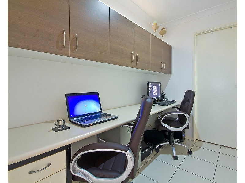 17 Juniper Street, Heathwood QLD 4110