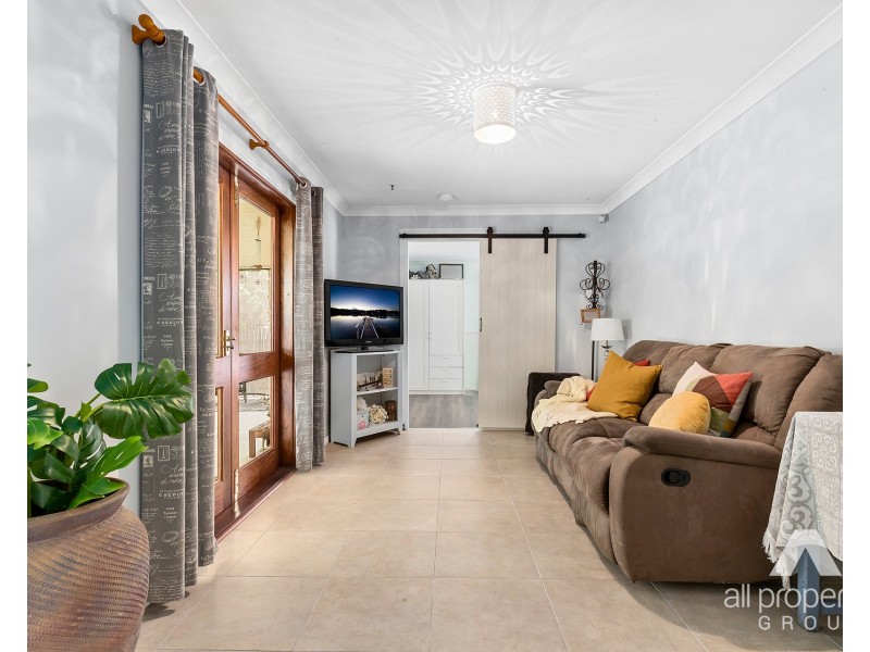 6 Myrtle Street, Waterford West QLD 4133