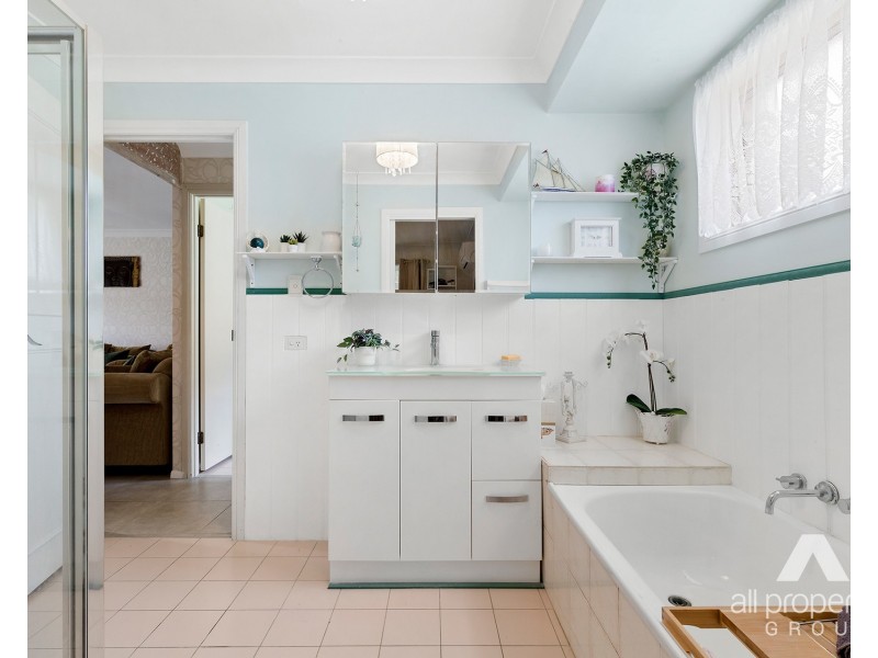 6 Myrtle Street, Waterford West QLD 4133