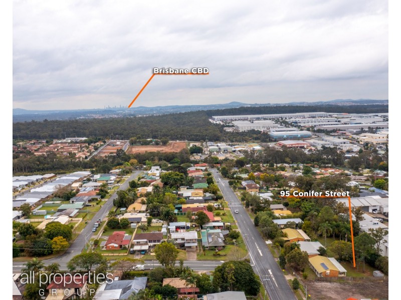 95 Conifer Street, Hillcrest QLD 4118