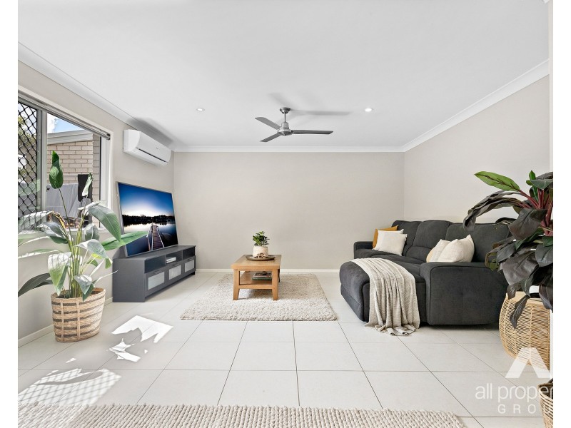 3/22 Huggins Avenue, Yarrabilba QLD 4207