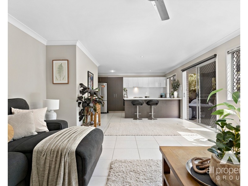 3/22 Huggins Avenue, Yarrabilba QLD 4207