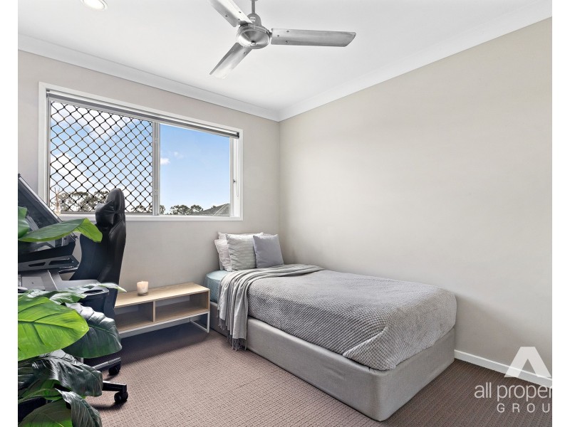 3/22 Huggins Avenue, Yarrabilba QLD 4207