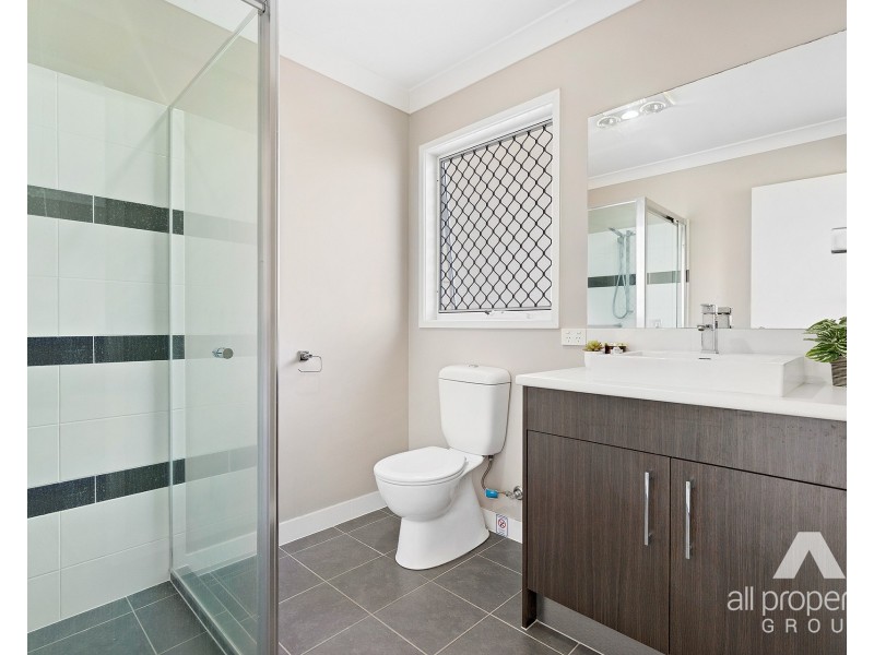 3/22 Huggins Avenue, Yarrabilba QLD 4207