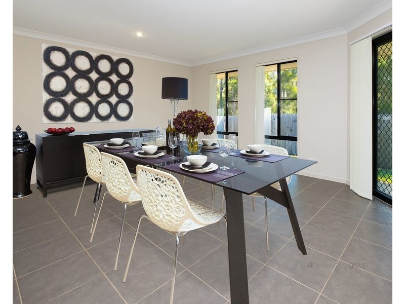 23 John Davison Place, Crestmead QLD 4132