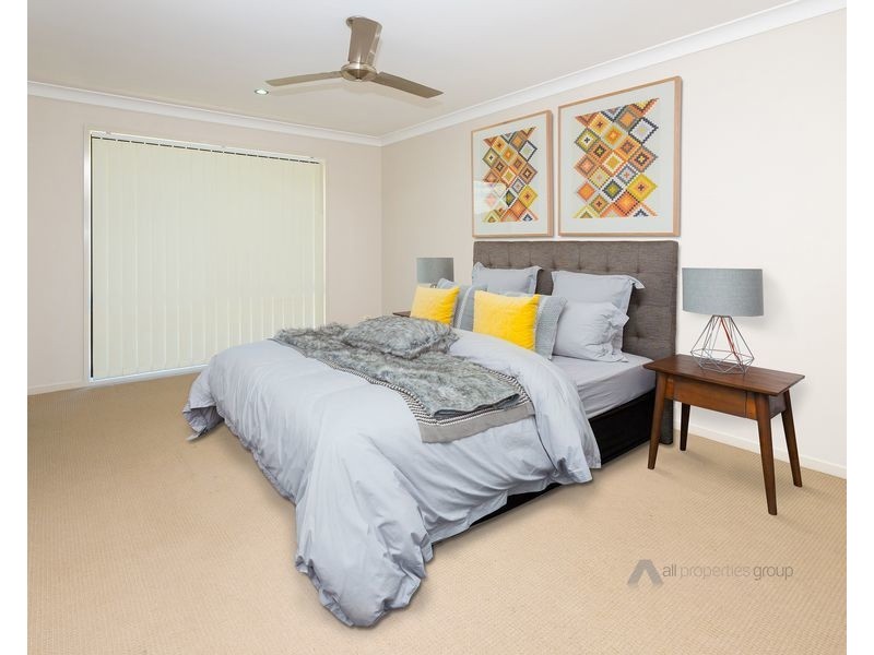 23 John Davison Place, Crestmead QLD 4132