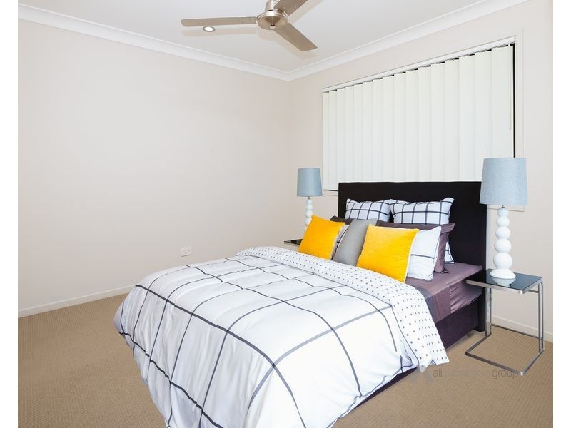 23 John Davison Place, Crestmead QLD 4132