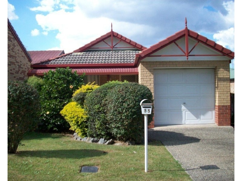 33 Rimu Crescent, Forest Lake QLD 4078