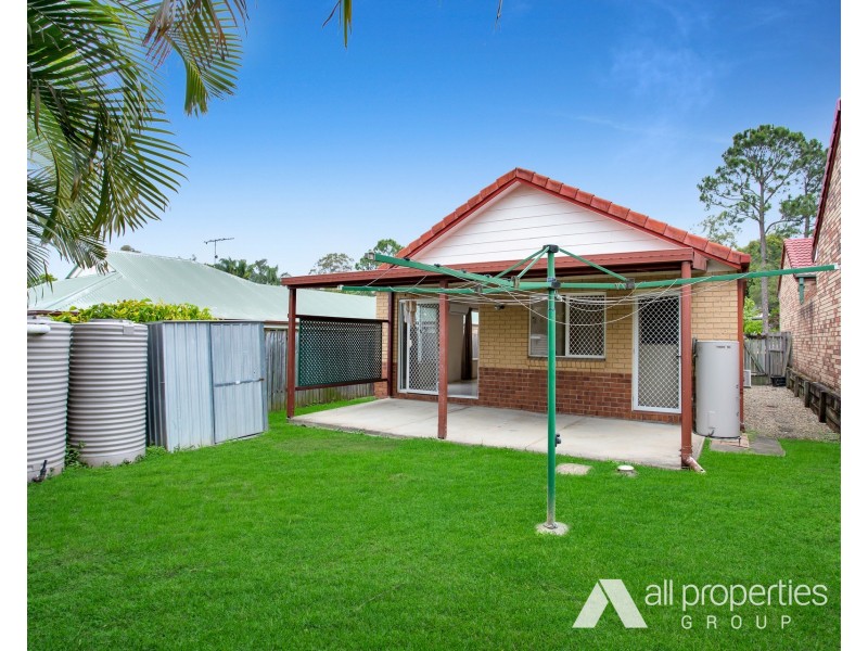 33 Rimu Crescent, Forest Lake QLD 4078