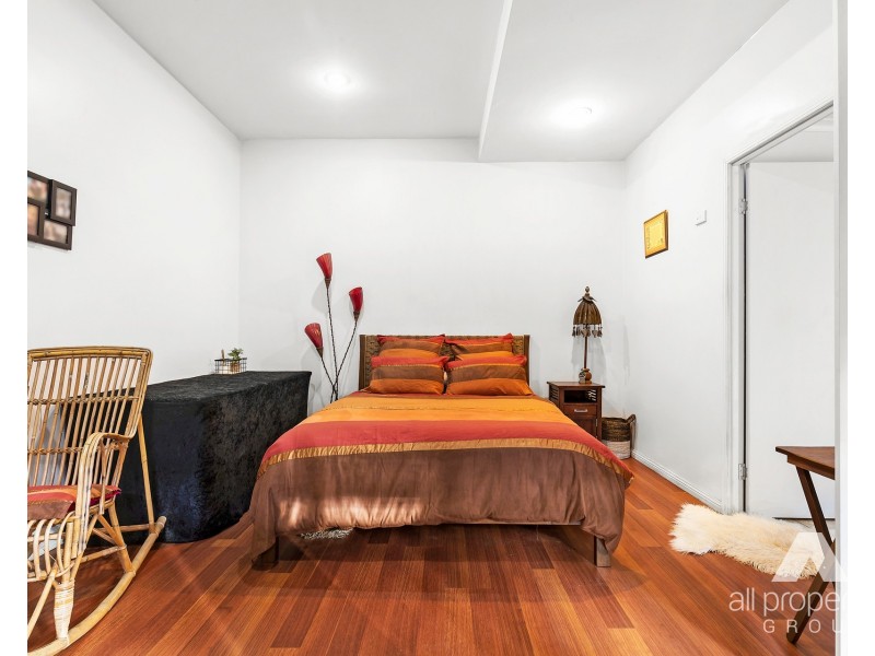 125 Tully Road, Lyons QLD 4124