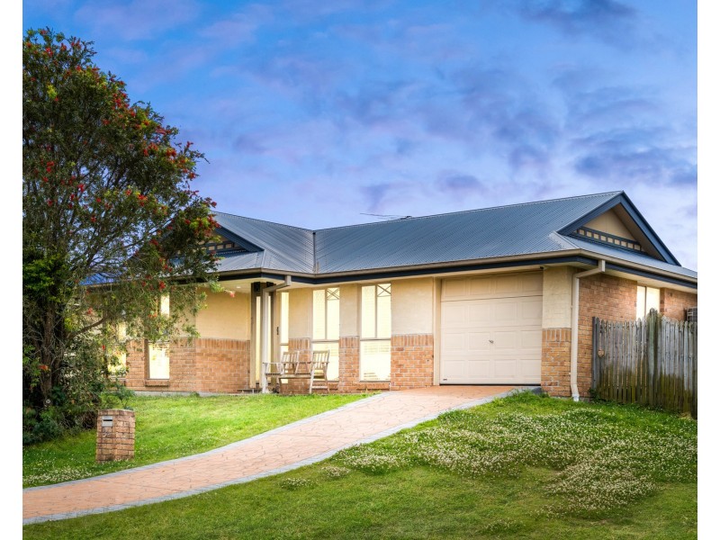 36 Lake Manchester Street, Logan Reserve QLD 4133