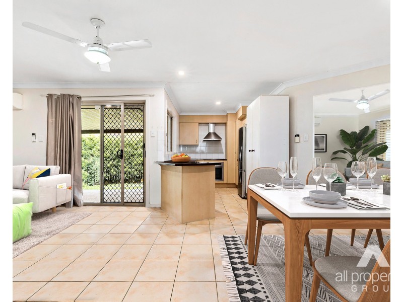 36 Lake Manchester Street, Logan Reserve QLD 4133