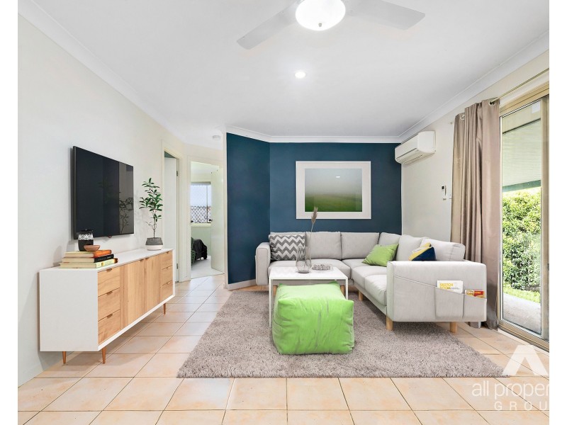 36 Lake Manchester Street, Logan Reserve QLD 4133