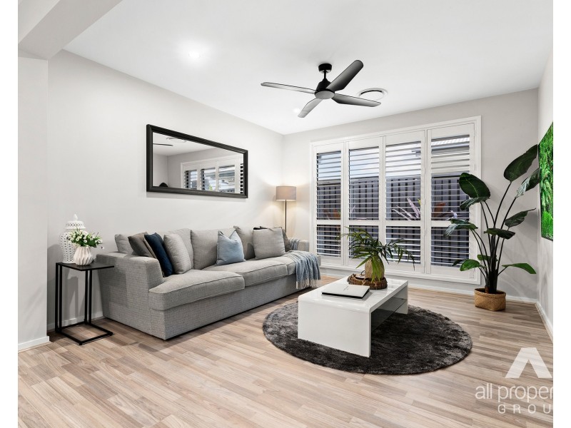 58 Emerald Drive, Helensvale QLD 4212