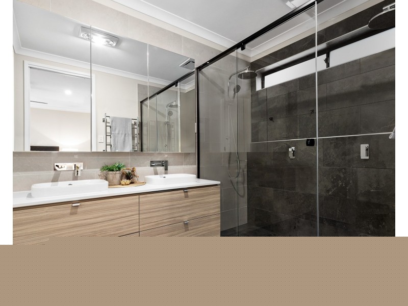 58 Emerald Drive, Helensvale QLD 4212