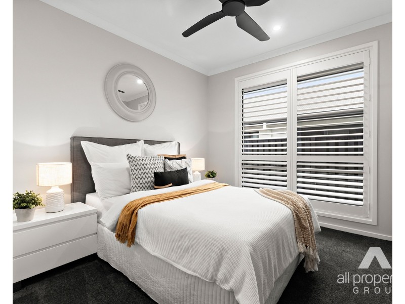 58 Emerald Drive, Helensvale QLD 4212