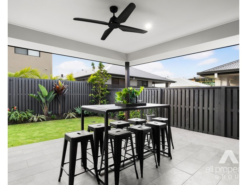 58 Emerald Drive, Helensvale QLD 4212