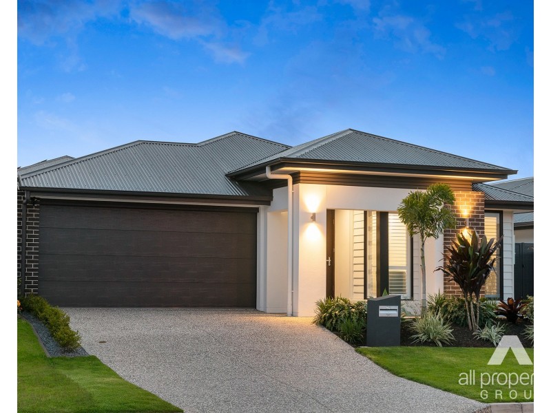 58 Emerald Drive, Helensvale QLD 4212