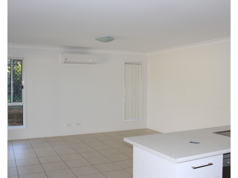 13b Spruce Street, Loganlea QLD 4131