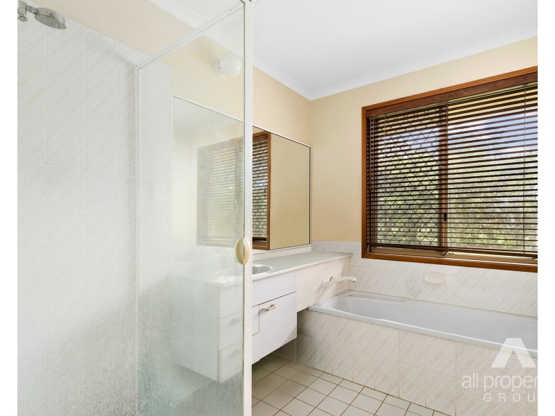 2-8 Fiddlewood Court, Park Ridge QLD 4125