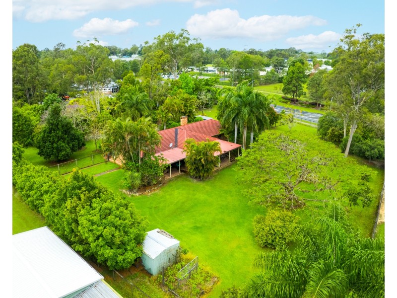 2-8 Fiddlewood Court, Park Ridge QLD 4125
