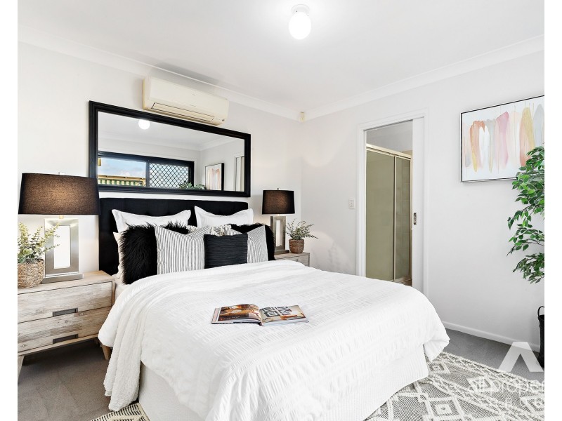 16 Rivergum Place, Calamvale QLD 4116