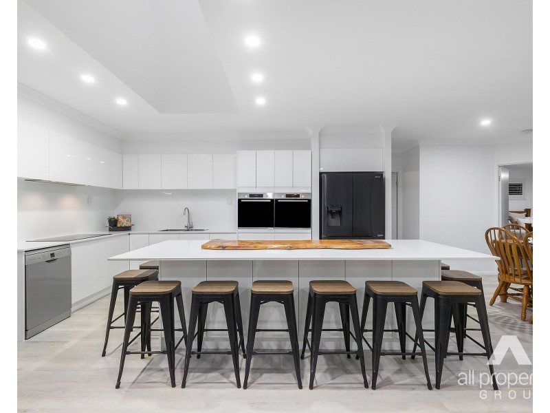 290-292 Equestrian Drive, New Beith QLD 4124