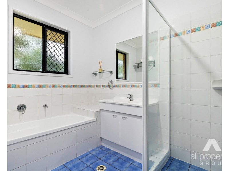 290-292 Equestrian Drive, New Beith QLD 4124