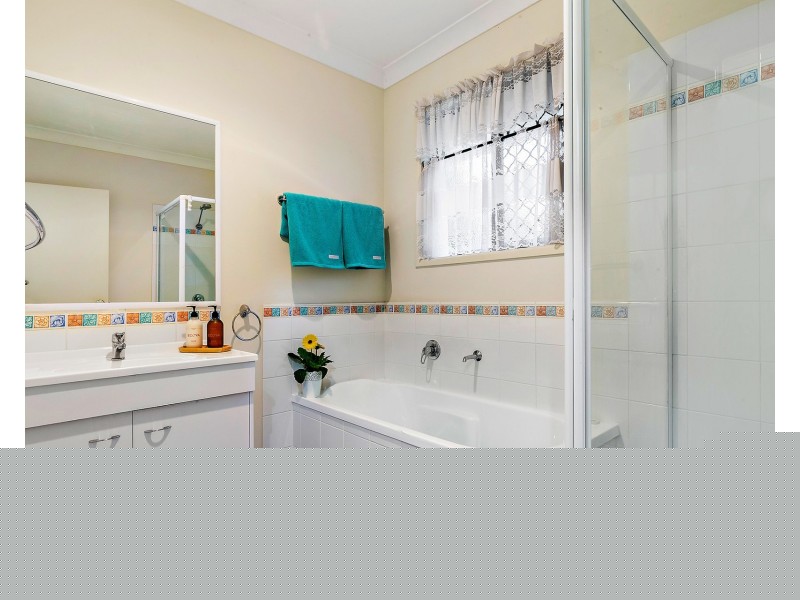 290-292 Equestrian Drive, New Beith QLD 4124