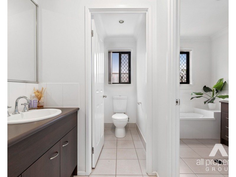 7 Flametree Crescent, Berrinba QLD 4117