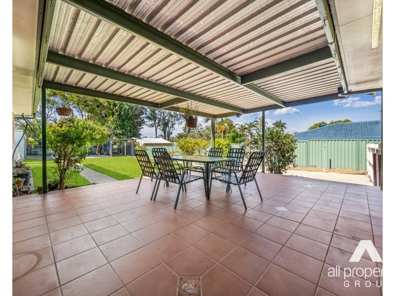 22 Cresthill Avenue, Regents Park QLD 4118