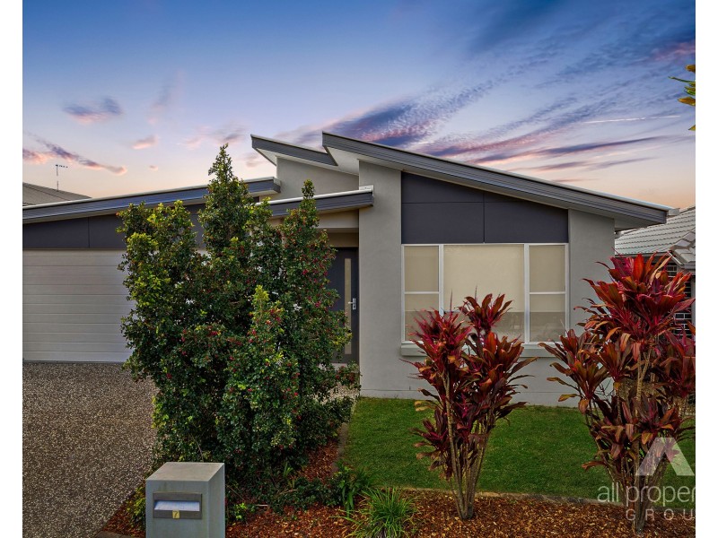 7 Cahill Crescent, Collingwood Park QLD 4301