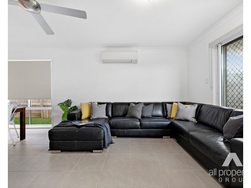 7 Cahill Crescent, Collingwood Park QLD 4301