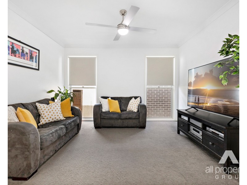 7 Cahill Crescent, Collingwood Park QLD 4301