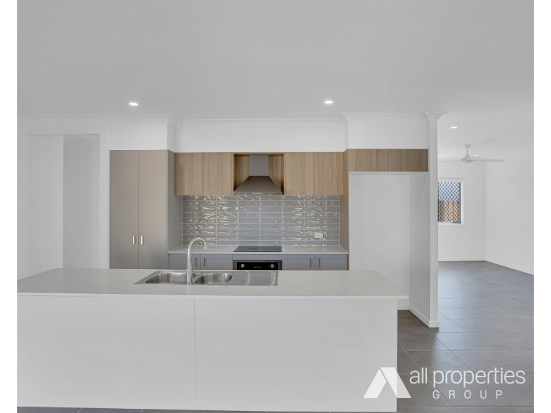 6 Whalleys Street, Coomera QLD 4209