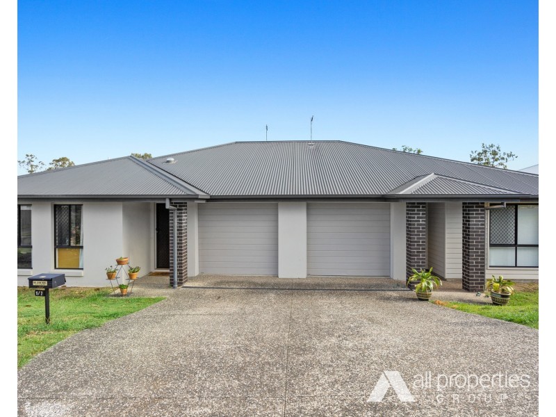 2/7 Foster Circuit, Hillcrest QLD 4118