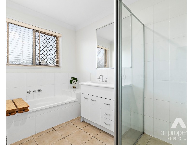 1 Flagstone Way, Berrinba QLD 4117