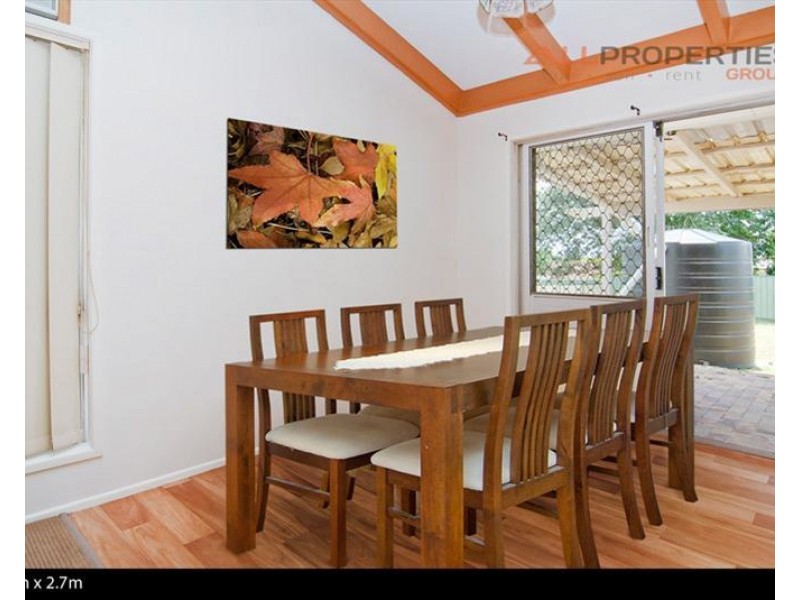 32 Vergulde Road, Regents Park QLD 4118