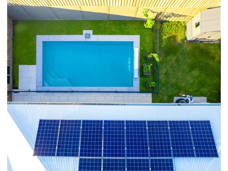 8 Hedge Lane, Greenbank QLD 4124