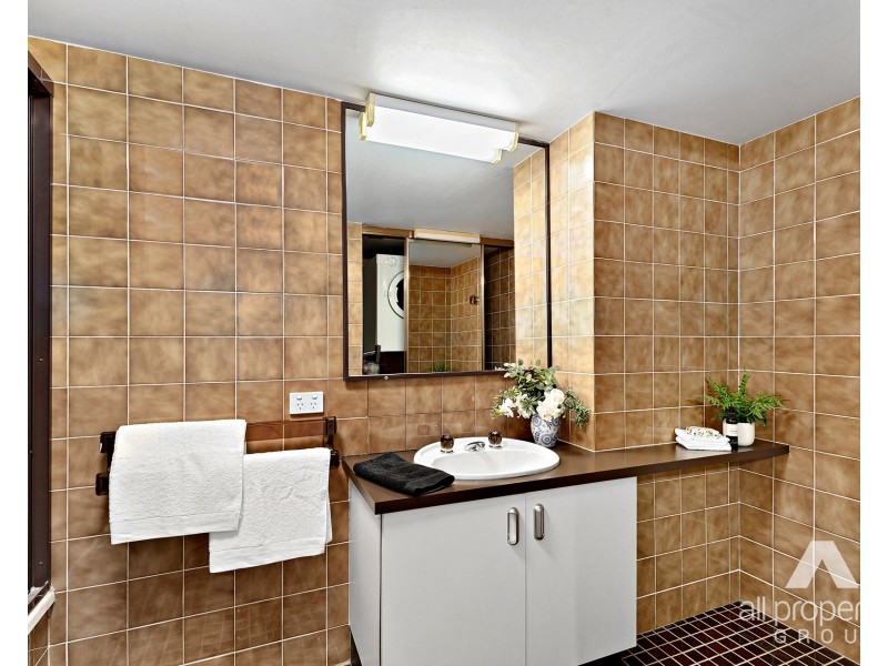Level 10/10D/10 Marine Parade, Southport QLD 4215