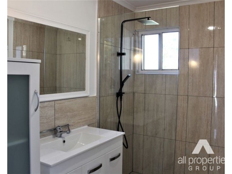 38 Strathallen Drive, Boronia Heights QLD 4124