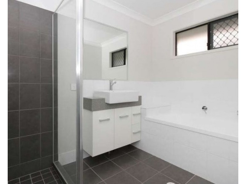 3 Chesan Court, Crestmead QLD 4132