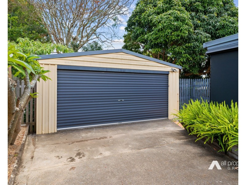 18 Homebush Drive, Regents Park QLD 4118