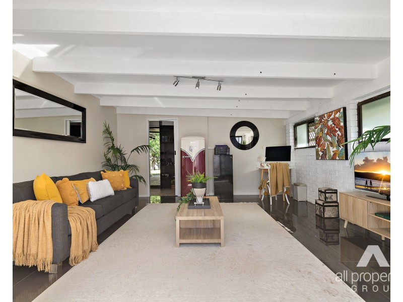 9 Wilmington Court, Helensvale QLD 4212