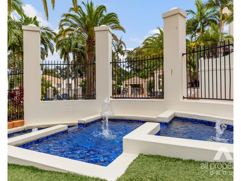 1602/22-34 Glenside Drive, Robina QLD 4226