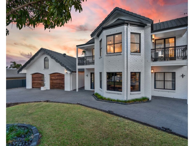 8 Hoylake Court, Cornubia QLD 4130