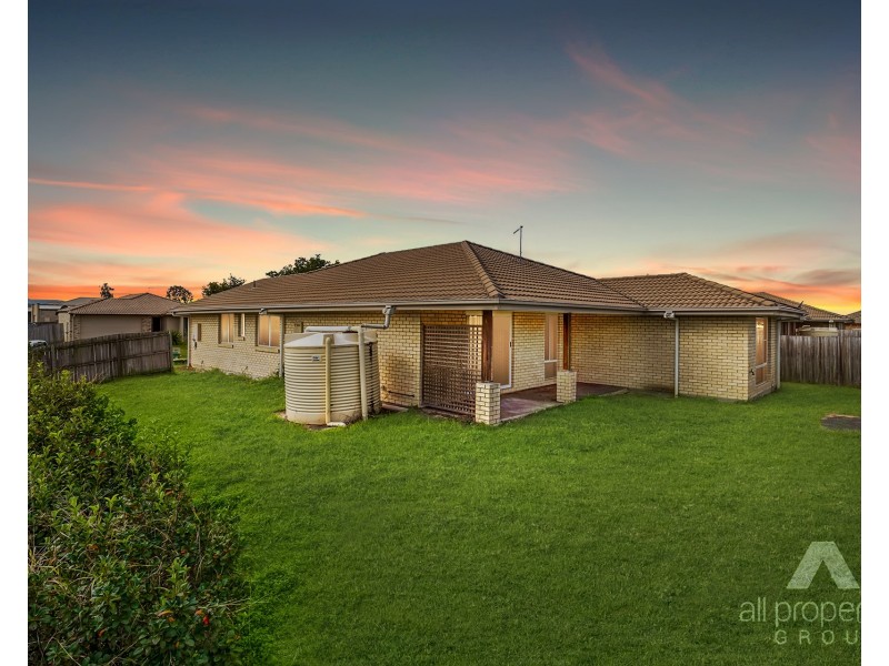 10 Zanow Street, North Booval QLD 4304